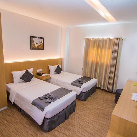 Botahtaung Hotel Rangoon Eksteriør billede