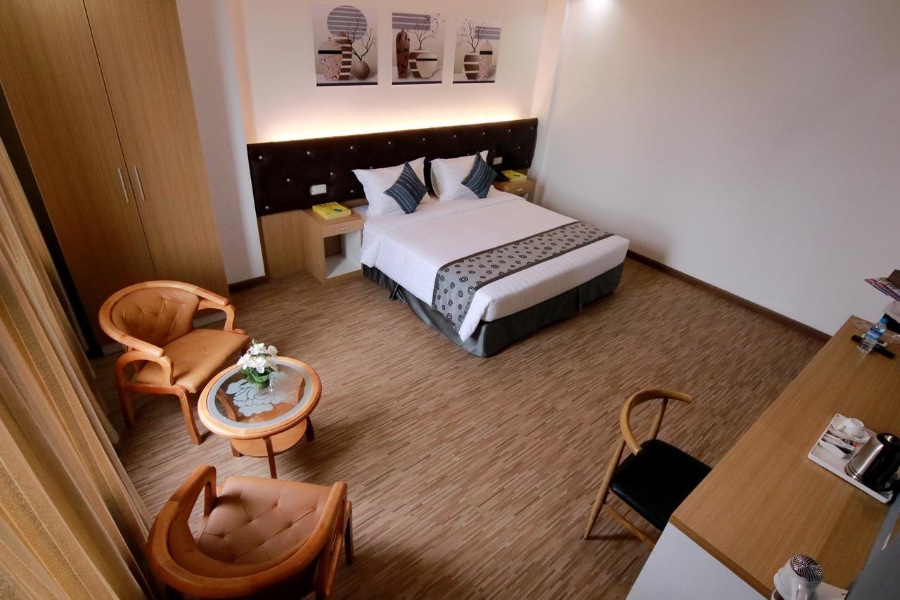 Botahtaung Hotel Rangoon Eksteriør billede
