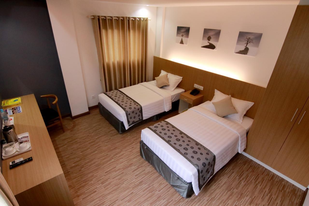 Botahtaung Hotel Rangoon Eksteriør billede
